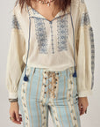 Claudia Blouse, Lapislazuli