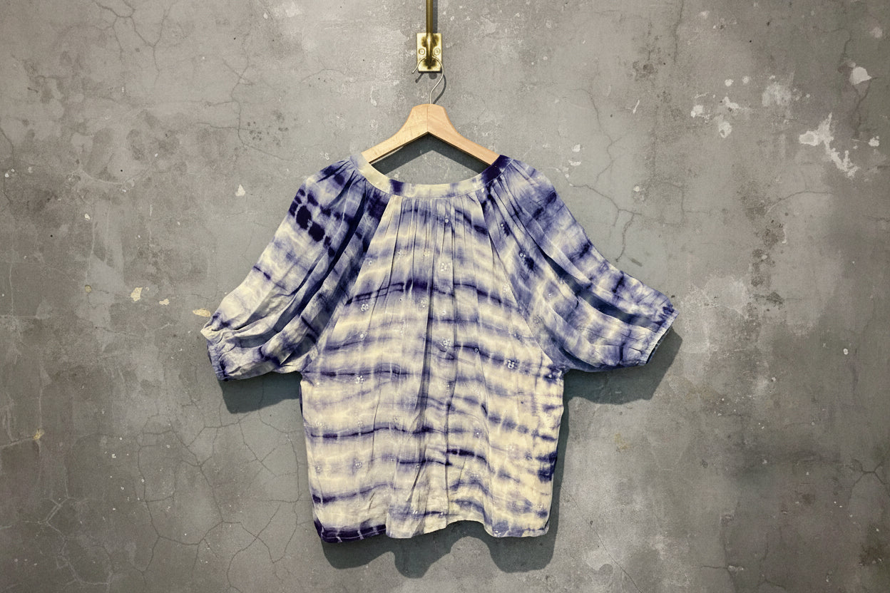 Rosalia Blouse. Size: M/L. No: 39