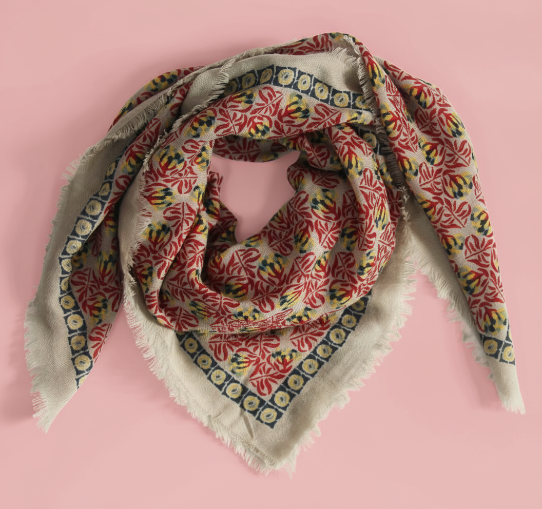 LES BELLES VAGABONDES. Rouge Red Poem Wool Square