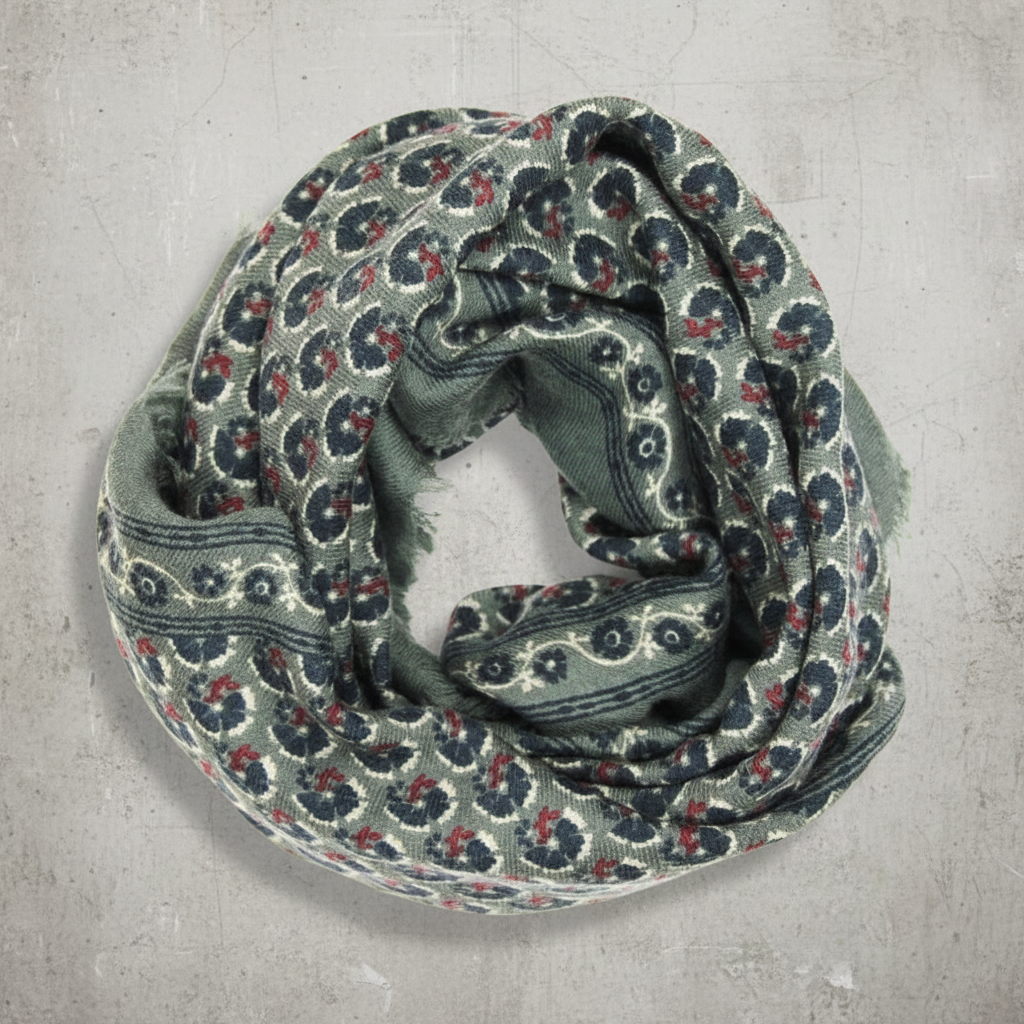 LES BELLES VAGABONDES. Valentine Khaki Wool Square